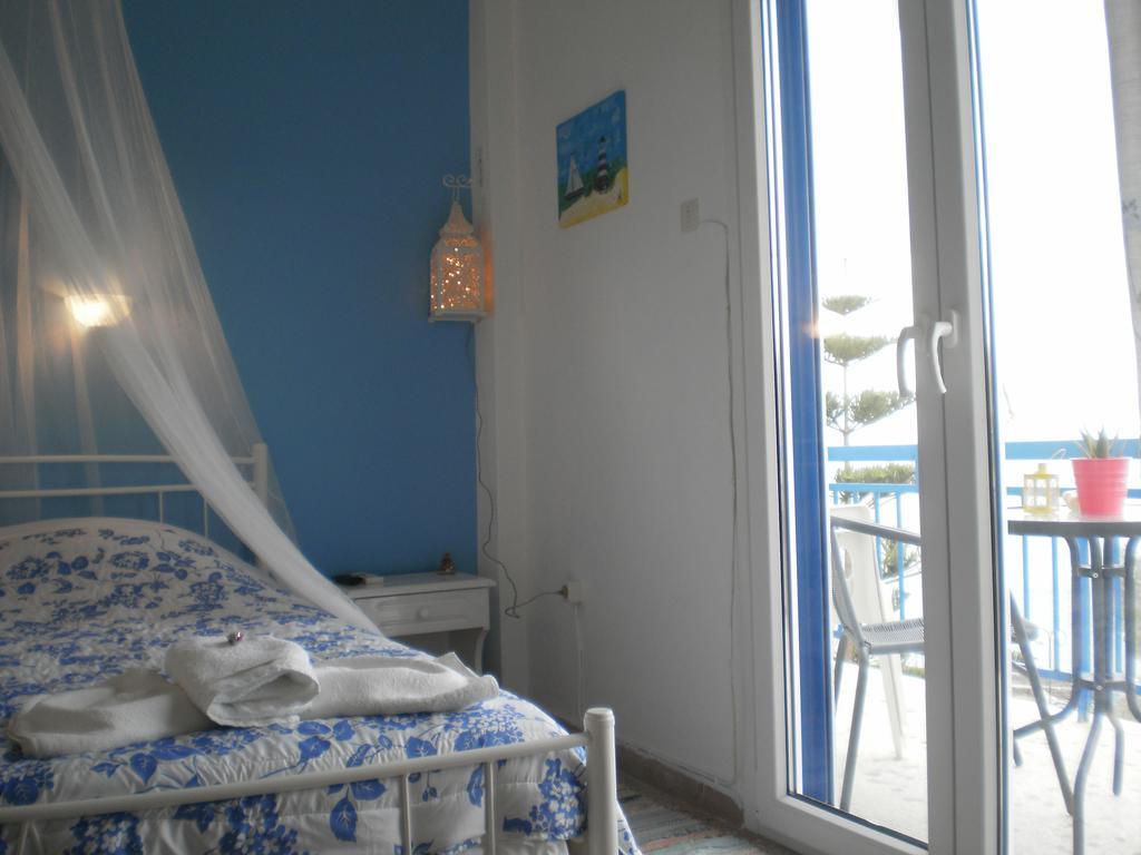 Sunrise Flora Apartment Agia Marina  Phòng bức ảnh
