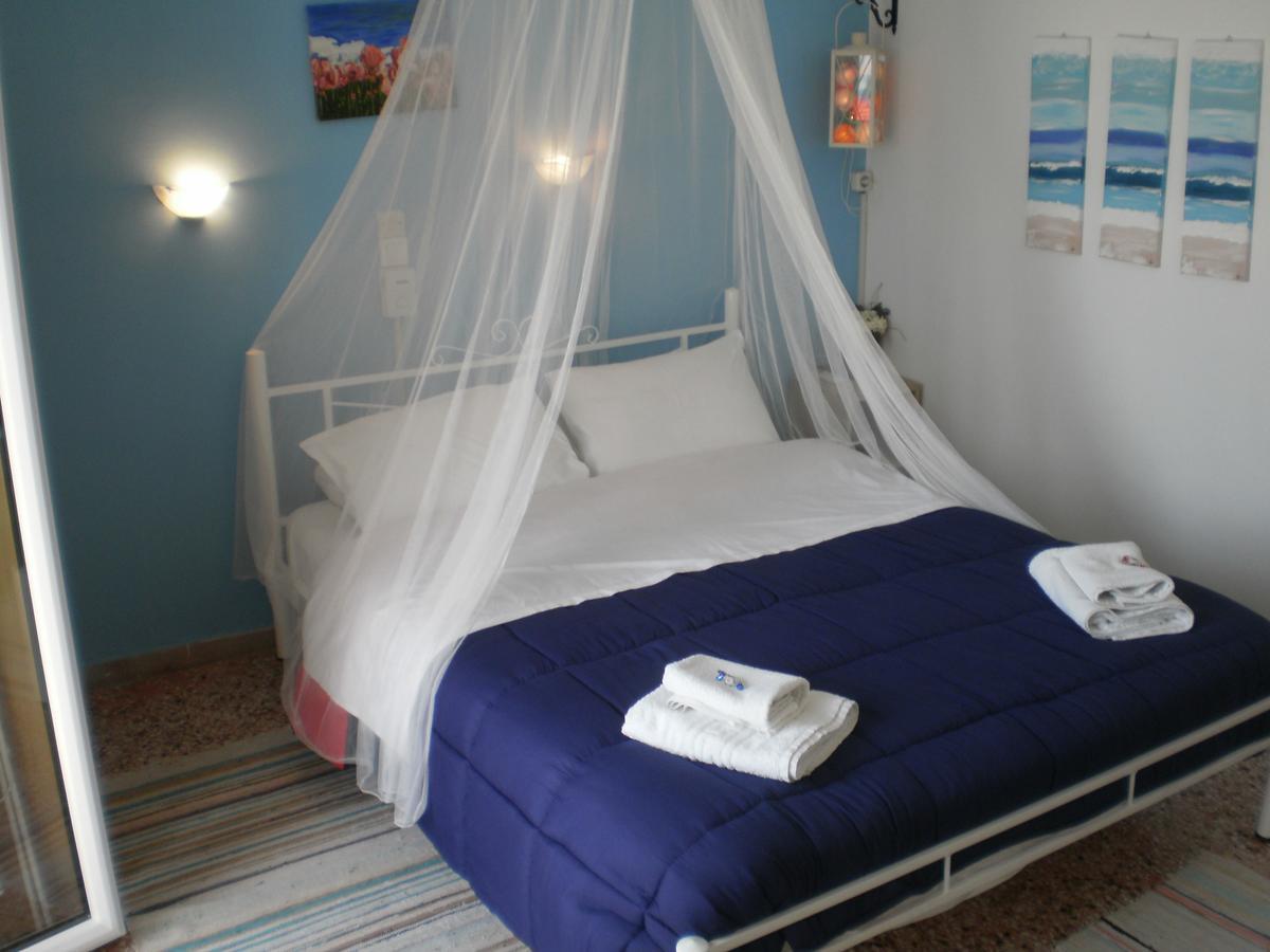 Sunrise Flora Apartment Agia Marina  Ngoại thất bức ảnh