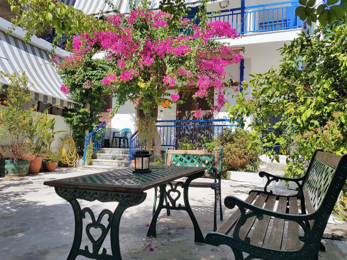 Sunrise Flora Apartment Agia Marina  Ngoại thất bức ảnh